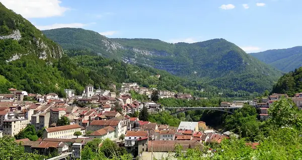 Paysagiste Saint Claude Jura V2 G 0