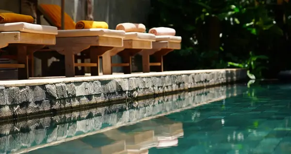 Petit Bassin piscine V2 G Paysage 0